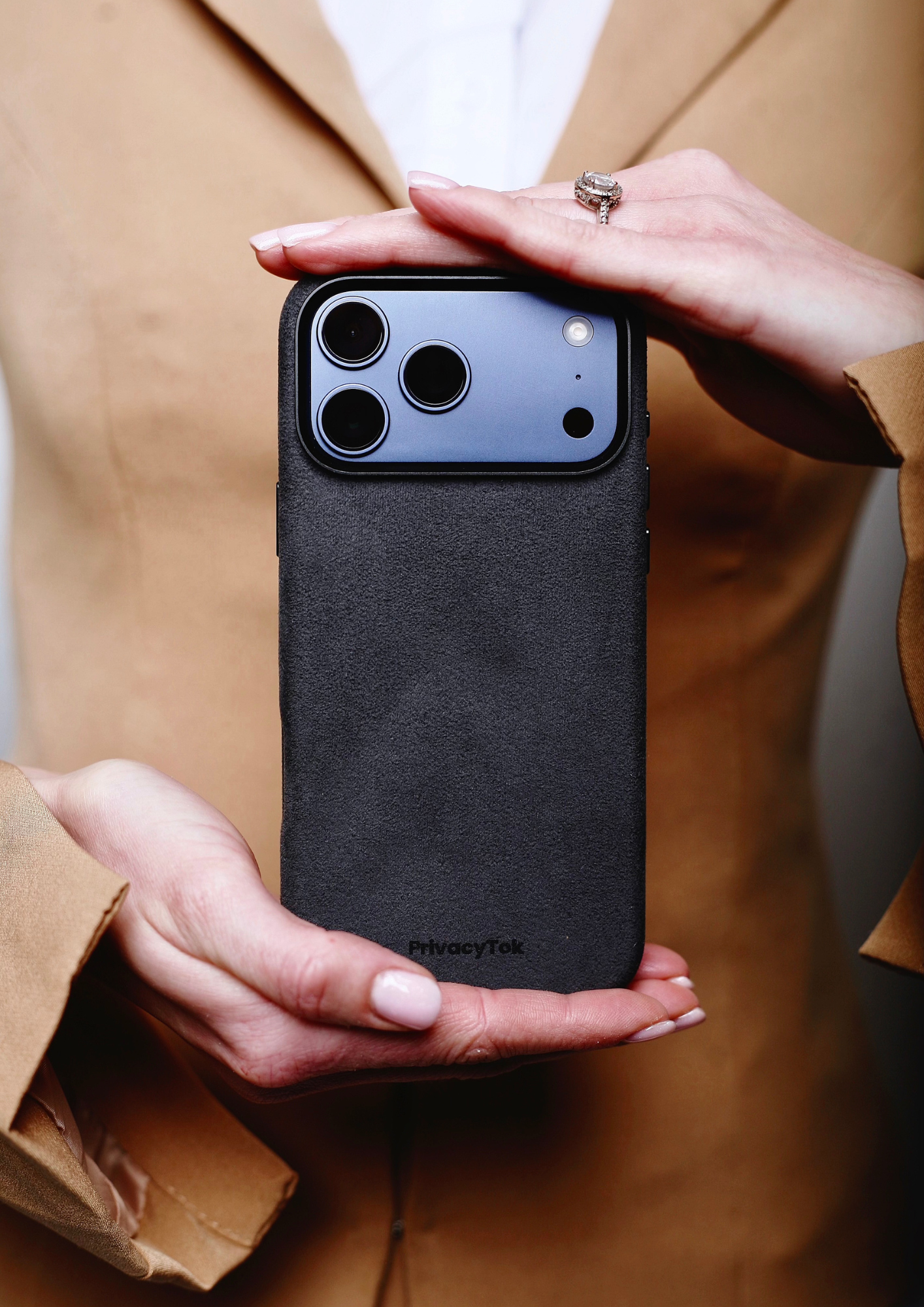 Limited Alcantara Lux Box